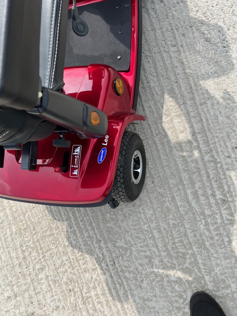 Invacare Leo Red - Image 4